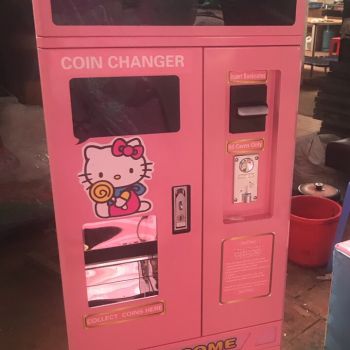 Máy đổi xu hello kitty