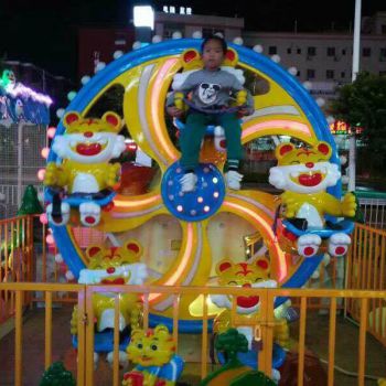 Đu quay lắc 5 chỗ ngồi 