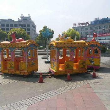 Xe lửa hoàng gia 01